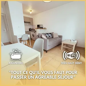 Appartement Résidence Privé Avec Parking Wifi Clim Piscine, Avignon